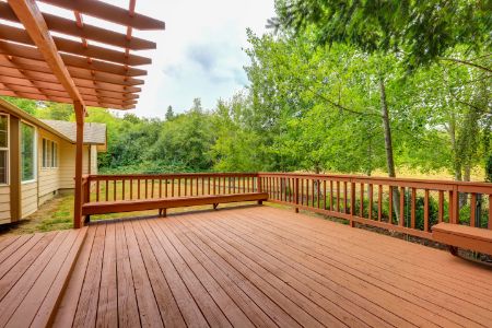 The Best Way to Keep Your Deck Looking New Year-Round Thumbnail